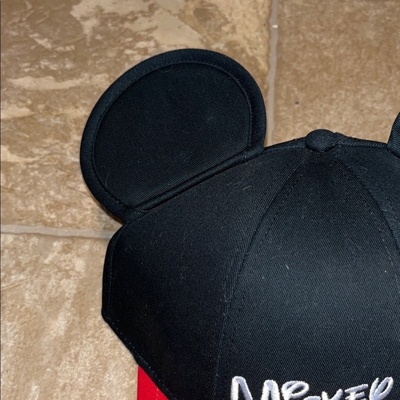 Disney Black and Red Mickey Mouse Hat - Picture 3 of 9